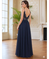 Comprar Vestido longo de festa azul marinho com renda e tule fluído, elegância para madrinhas e formandas em promoção KOJI STORE